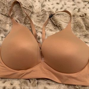 Victoria’s Secret bra beige 34 DD pull over